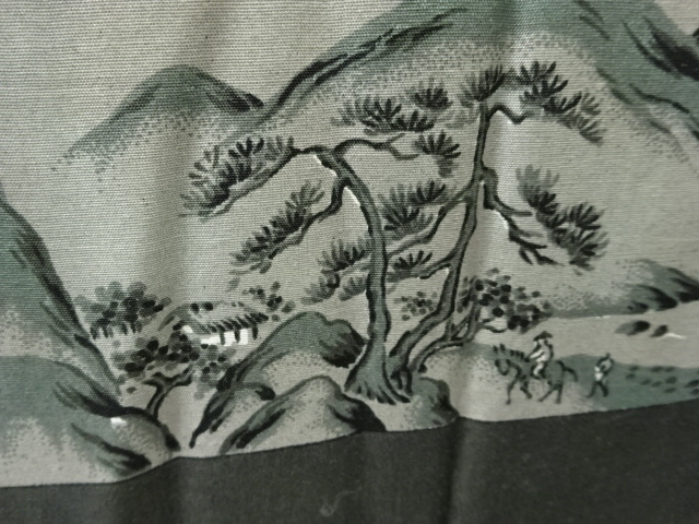 JAPANESE KIMONO / ANTIQUE MENS JUBAN / SILK / STRIPE & SCENERY & CHARACTERES